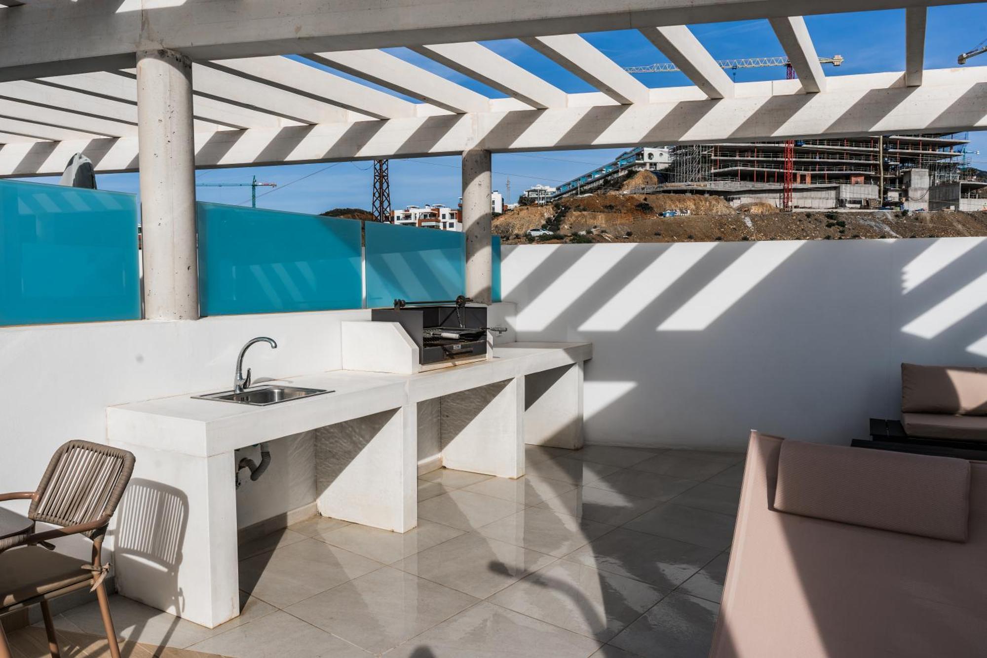 דירות פואנגירולה Panoramic Seaview Penthouse The Wave מראה חיצוני תמונה